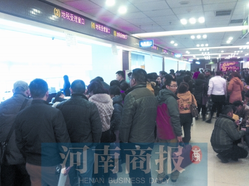 鄭州又見(jiàn)“過(guò)戶潮” 直系親屬“低價(jià)”過(guò)戶房產(chǎn)成熱點(diǎn)