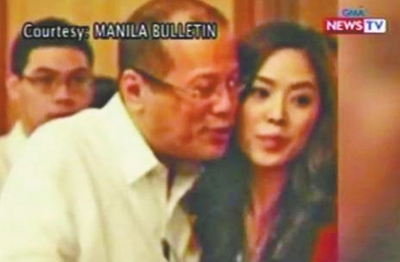 2012年,阿基諾三世與比自己小23歲的韓裔女主播格雷斯·李在一起。