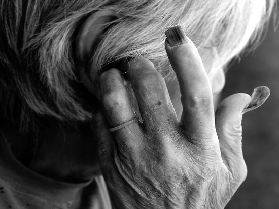 睡公廁八旬老太被送至救助機(jī)構(gòu) 3個(gè)女兒仍未現(xiàn)身