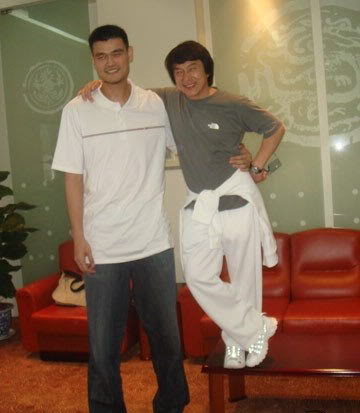 當(dāng)姚明夫婦遇見陸毅夫婦，一不小心，信號(hào)又滿格了~