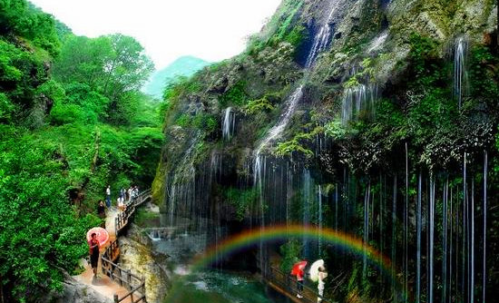 豫西大峽谷對(duì)全國(guó)中、高考學(xué)子0元門(mén)票開(kāi)放(圖)