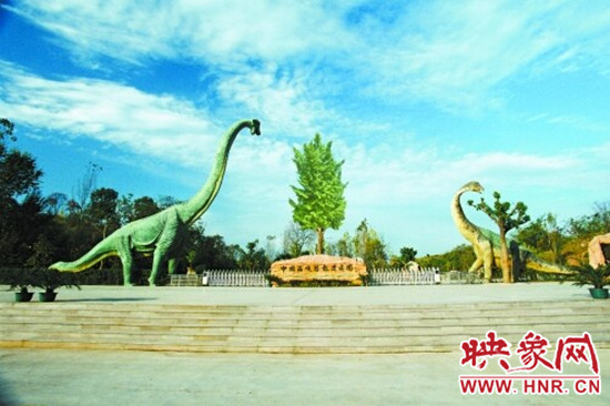 美不勝收 爬山、游園、賞奇觀（組圖）