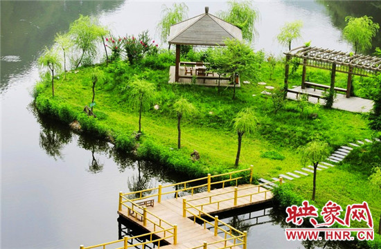 美不勝收 爬山、游園、賞奇觀（組圖）