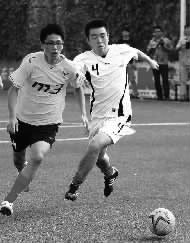 　海馬汽車隊(duì)建隊(duì)已久，曾參加過全國性的草根足球聯(lián)賽，并取得過好名次