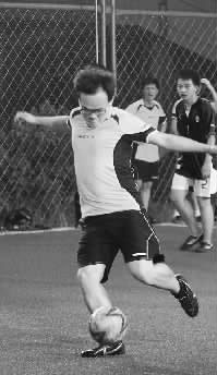 雖然俺是替補，可腳法依然風騷