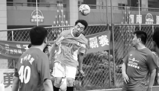 鄭州經(jīng)開(kāi)正和隊(duì)?wèi){借這場(chǎng)2∶0小勝中州聯(lián)盟隊(duì)，連勝晉級(jí)16強(qiáng)