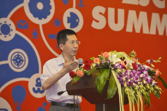 中國移動研究院首席科學(xué)家許利群