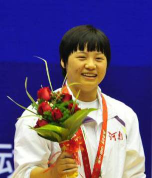 李雪英：奧運(yùn)奪冠 “雪氣”方剛