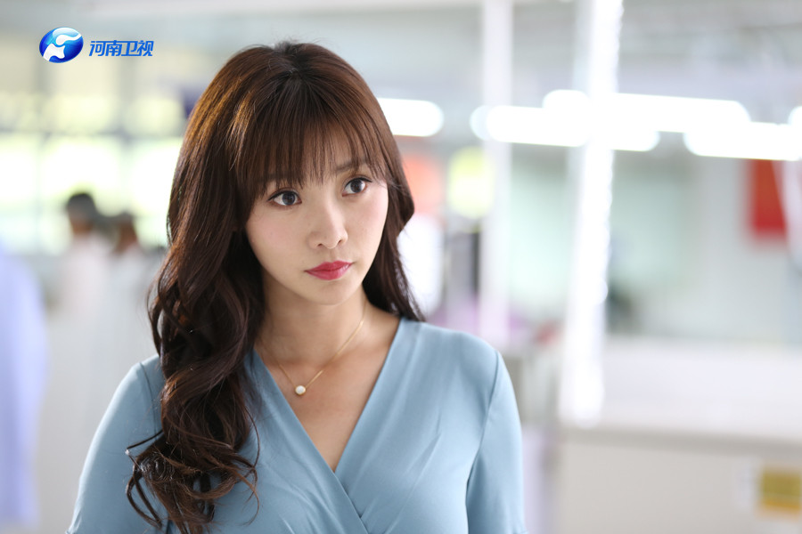 柳巖演技開(kāi)掛