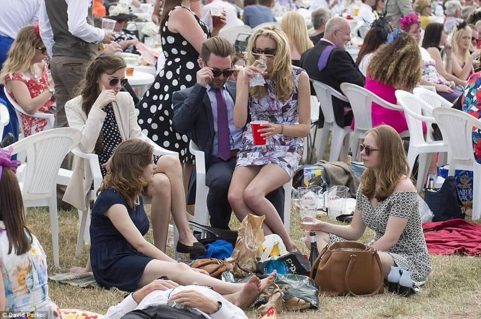 英國皇家賽馬會(huì)的“低俗”一面